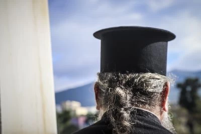 Πώς βγήκε η έκφραση: «Ή παπάς παπάς ή ζευγάς ζευγάς»